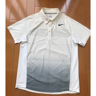 ナイキ(NIKE)のNIKE ナイキドライフィットポロシャツ テニス ゴルフ M 美品！(ポロシャツ)