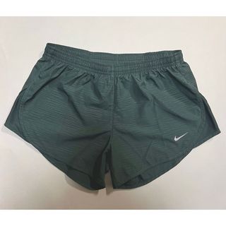 ナイキ(NIKE)のSサイズ NIKE ナイキ　ランニングパンツ　スポ(ショートパンツ)