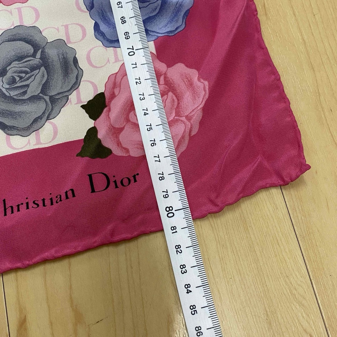 Christian Dior - クリスチャンディオール スカーフ 花柄 バラ Christian Dior - クリスチャンディオール スカーフ 花柄 バラ