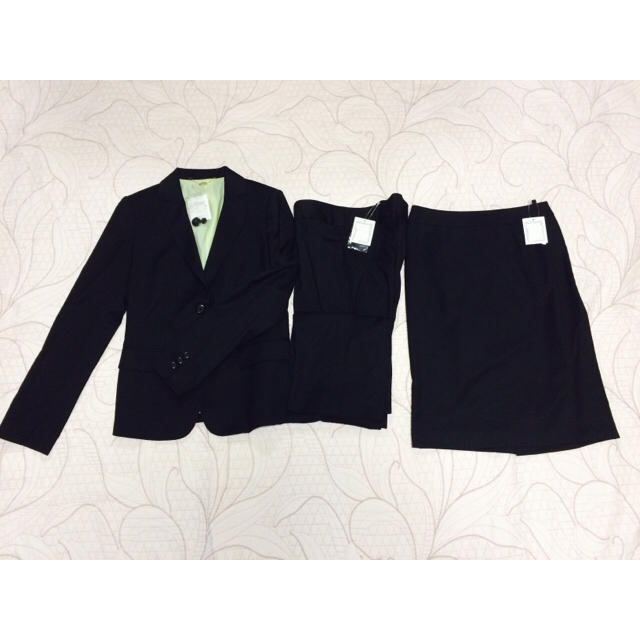 【人気商品】 UNTITLED - 黒スーツ3点セット スーツ