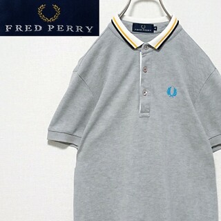 フレッドペリー(FRED PERRY)の美品 フレッドペリー 刺繍 ロゴ ネック リンガー グレー 半袖 ポロシャツ(ポロシャツ)