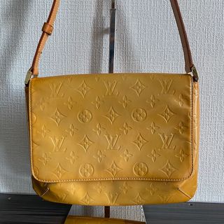 ルイヴィトン(LOUIS VUITTON)のlouis vuittonヴェルニショルダーバッグ　ルイヴィトンヴェルニバッグ(ショルダーバッグ)