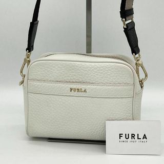 フルラ(Furla)の✨️美品✨️FURLA アヴリル シボ革 クロスボディ ミニバッグ アイボリー(ショルダーバッグ)