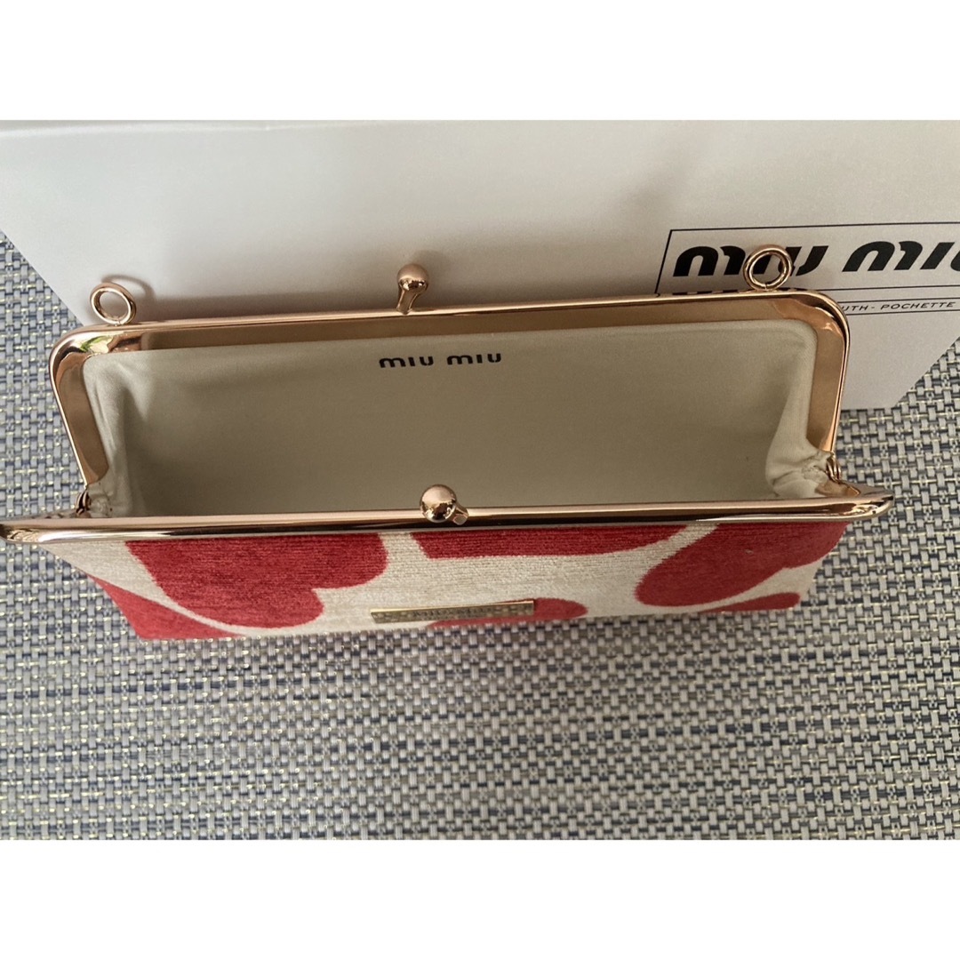 MIU MIU - 【MiuMiu】ミュウミュウ ノベルティポーチ ハート柄 MIU MIU - 【MiuMiu】ミュウミュウ ノベルティポーチ ハート柄