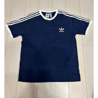 アディダス(adidas)のadidas Tシャツ(Tシャツ/カットソー(半袖/袖なし))