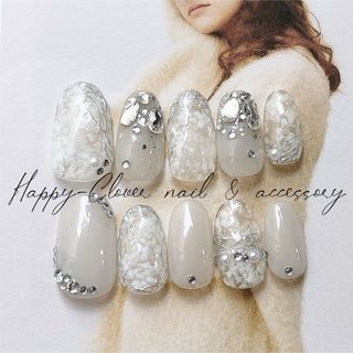 ☆A-390☆ネイルチップ  白のニュアンスビジューネイル(つけ爪/ネイルチップ)