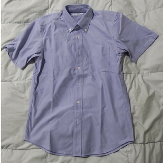 ユニクロ(UNIQLO)のユニクロ　ドライノンアイロンジャージーシャツ（ボタンダウンカラー・半袖）(シャツ)