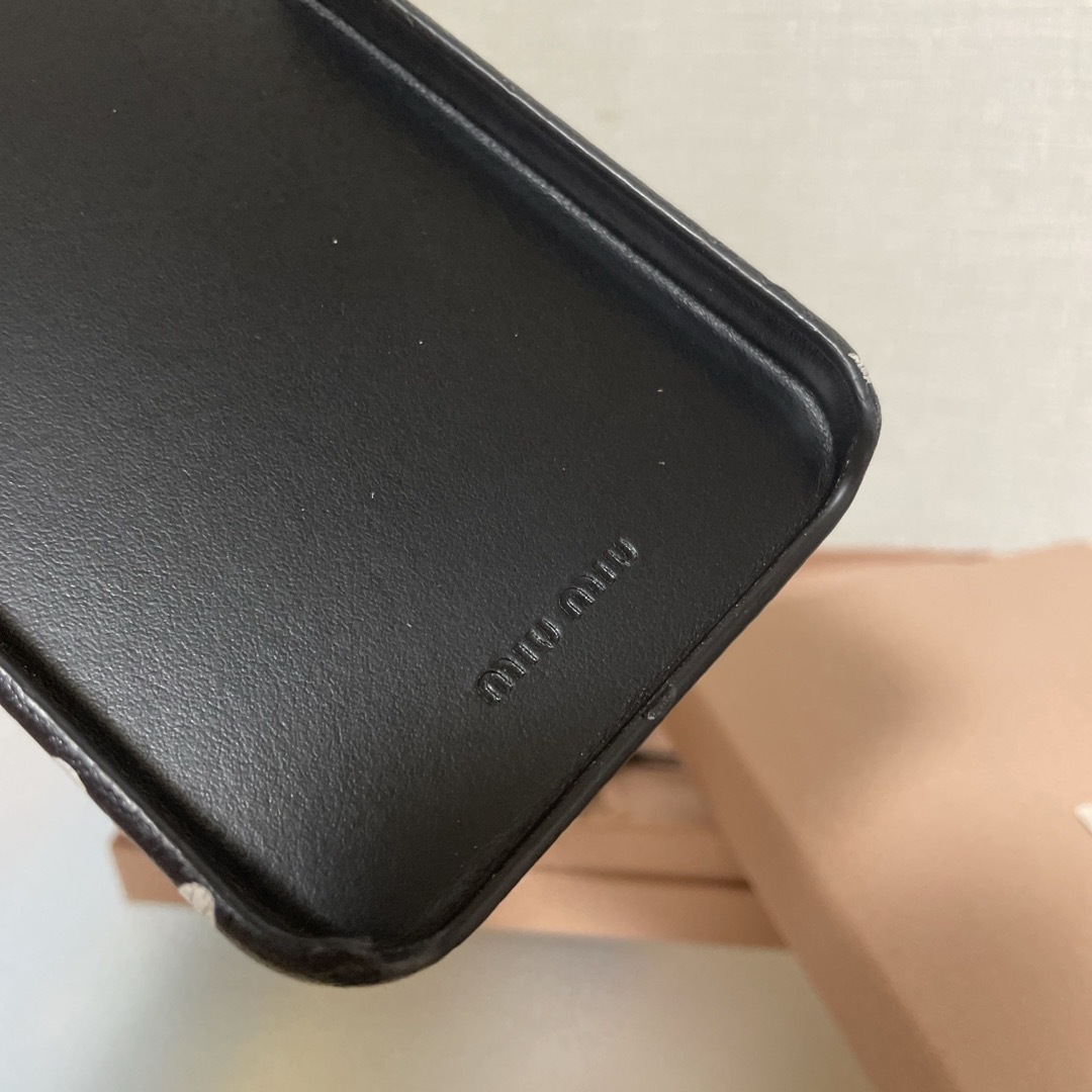 MIU MIU - miumiu iPhoneケース 12の通販 by えり's shop MIU MIU - miumiu iPhoneケース 12の通販 by えり's shop