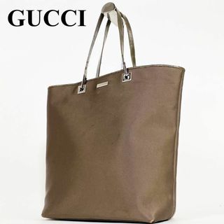 グッチ(Gucci)のGUCCI グッチ トートバッグ サテン ロゴプレート ブラウン A4 大容量(トートバッグ)