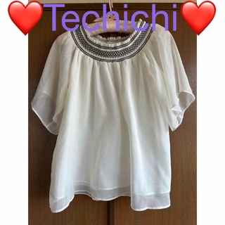 テチチ(Techichi)の❤️Te chichi❤️テチチ❤️襟シャーリング❤️トップス❤️(カットソー(半袖/袖なし))