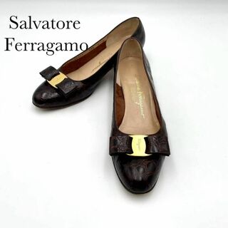 サルヴァトーレフェラガモ(Salvatore Ferragamo)の☆大人気☆ Salvatore Ferragamo ヴァラリボン レディース(ローファー/革靴)