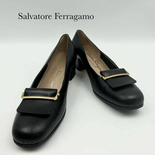 サルヴァトーレフェラガモ(Salvatore Ferragamo)の☆大人気☆ Salvatore Ferragamo パンプス レザー ブラック(ローファー/革靴)