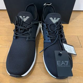 エンポリオアルマーニイーエーセブン(EMPORIO ARMANI EA7)の【未使用】 エンポリオアルマーニ　スニーカー　EA7 大人気 ブラック‼️(スニーカー)