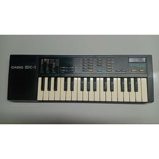 カシオ(CASIO)の【中古】CASIO カシオ SK-1 サンプリング・キーボード｜ACアダプター付(キーボード/シンセサイザー)