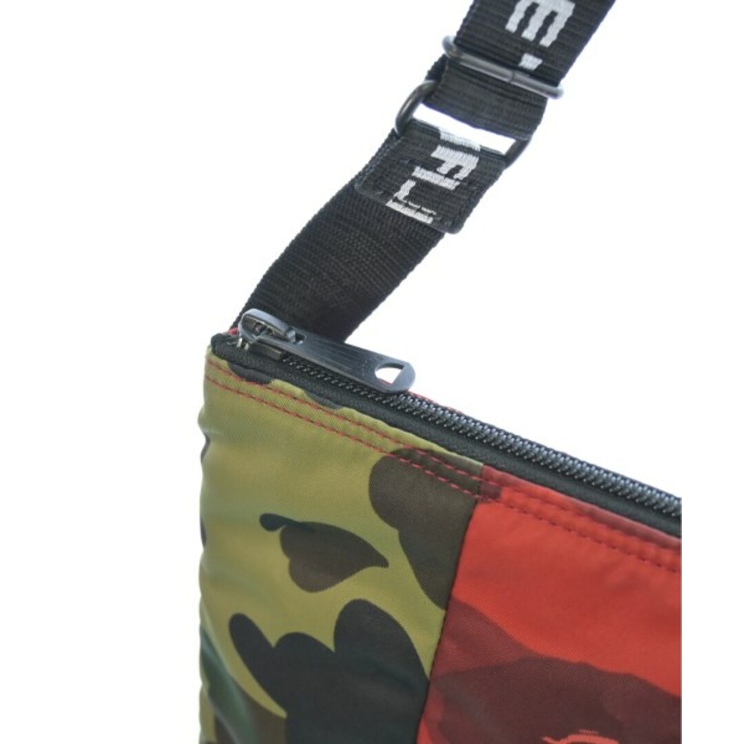 A BATHING APE バッグ(その他) - 赤x緑x紫等(迷彩) 【古着 A BATHING APE バッグ(その他) - 赤x緑x紫等(迷彩) 【古着