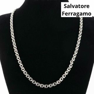 サルヴァトーレフェラガモ(Salvatore Ferragamo)のサルヴァトーレフェラガモ　ガンチーニ　チェーンネックレス　ロゴ　シルバー(ネックレス)