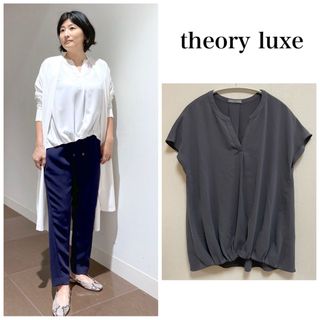 セオリーリュクス(Theory luxe)の美品♡2021SS セオリーリュクス　ウォッシャブルブラウス　スキッパー　グレー(シャツ/ブラウス(半袖/袖なし))