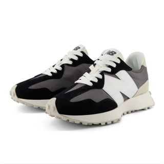 ニューバランス(New Balance)の【新品】NEW BALANCE ニューバランス　327  黒　ブラック　25㎝(スニーカー)