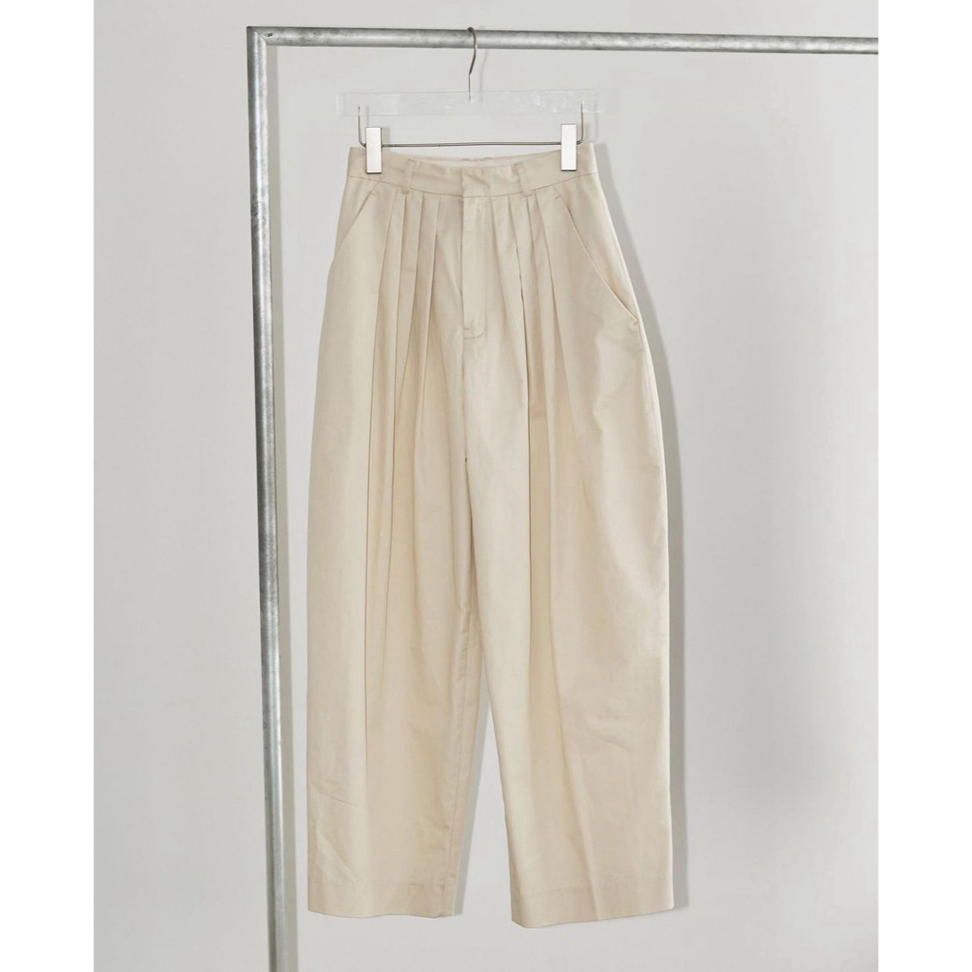 TODAYFUL・Tuck Tapered Trousers・トゥデイフル TODAYFUL・Tuck Tapered Trousers・トゥデイフル