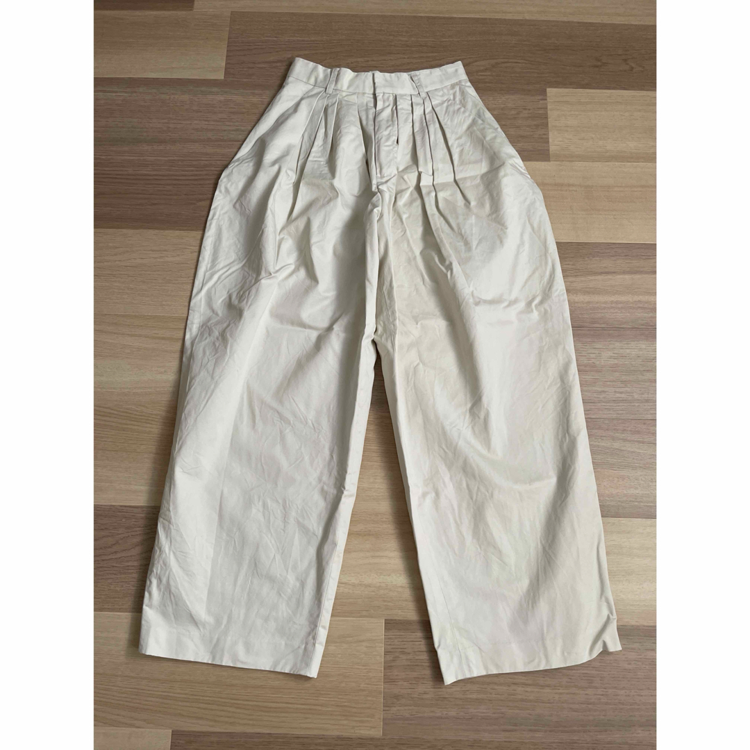TODAYFUL・Tuck Tapered Trousers・トゥデイフル TODAYFUL・Tuck Tapered Trousers・トゥデイフル