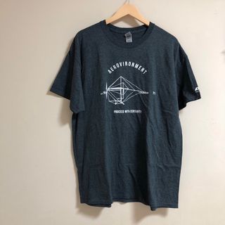 US古着Ｔシャツ　ギルダン　グレー　XL プリント　アメリカ　ビッグ(Tシャツ/カットソー(半袖/袖なし))