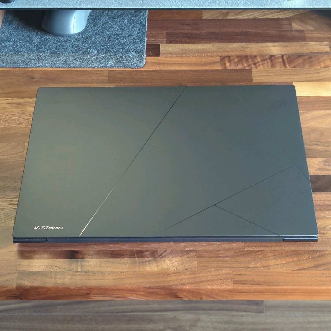 ASUS - 【ぽんず】【中古美品】ASUS Zenbook14 OLED