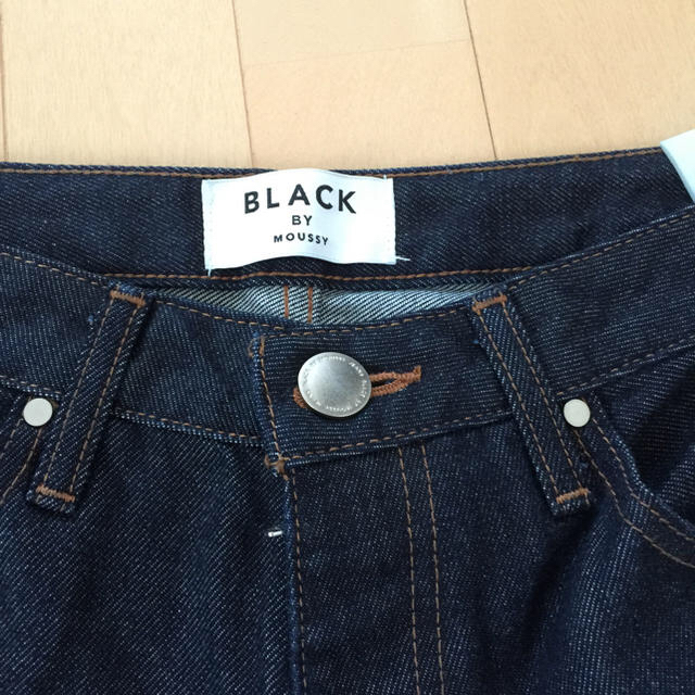 BLACK by moussy(ブラックバイマウジー)の美品《BLACK BY MOUSSY》ワンウォッシュデニム レディースのパンツ(デニム/ジーンズ)の商品写真