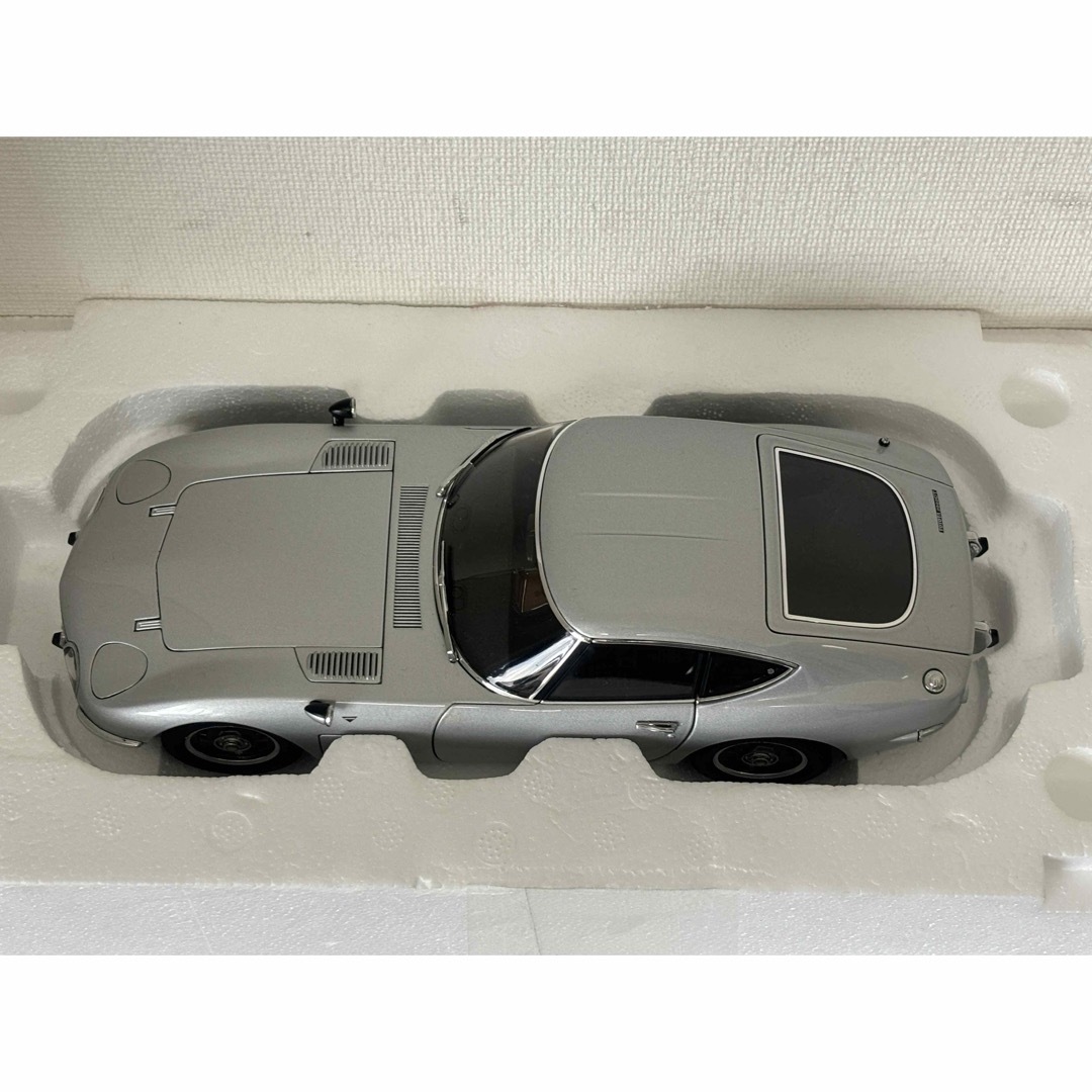 AUTOart - オートアート/TOYOTA 2000 GT/クーペ/シルバー/1/18 AUTOart - オートアート/TOYOTA 2000 GT/クーペ/シルバー/1/18