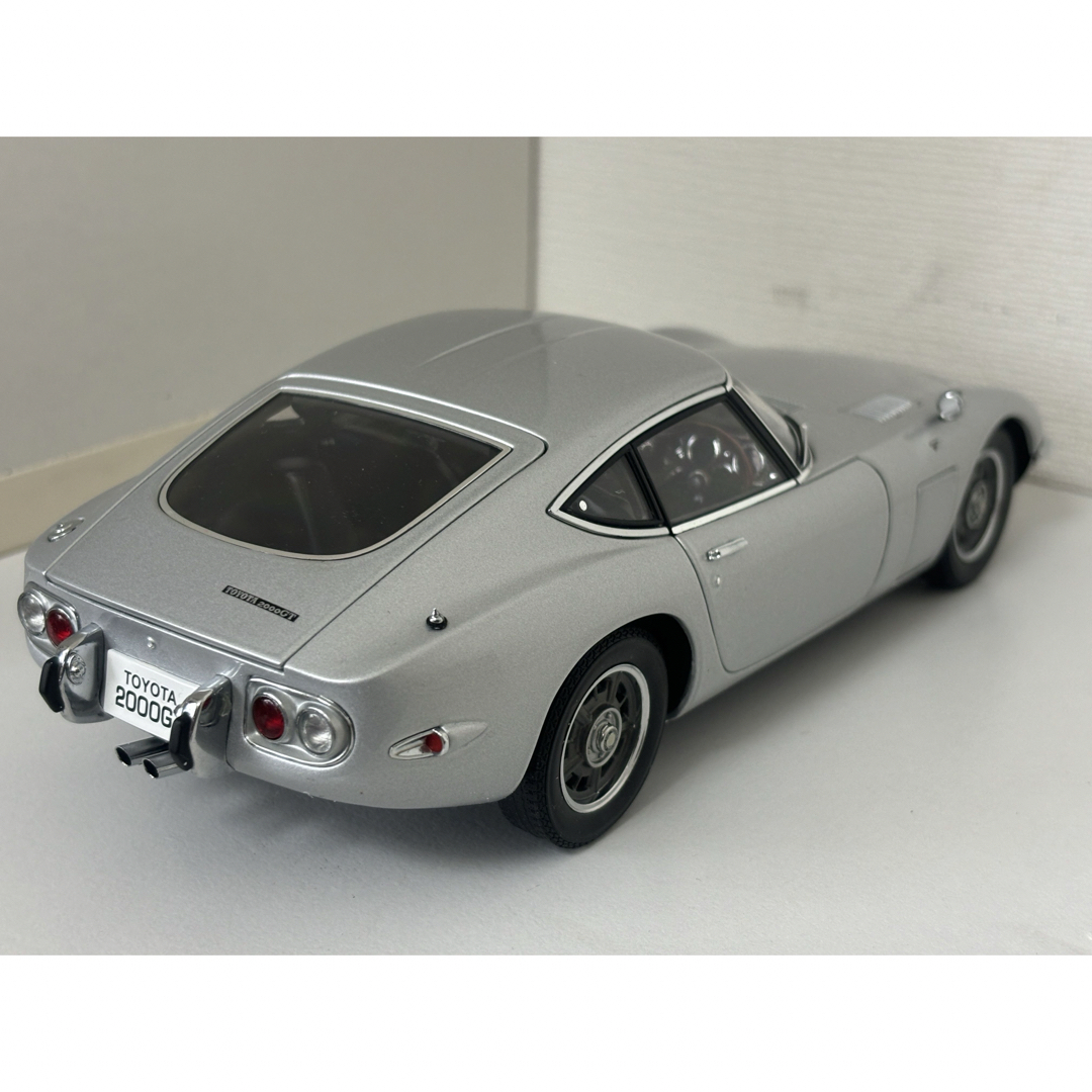 AUTOart - オートアート/TOYOTA 2000 GT/クーペ/シルバー/1/18 AUTOart - オートアート/TOYOTA 2000 GT/クーペ/シルバー/1/18