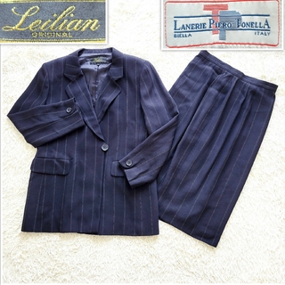 レリアン(leilian)の美品　最高級イタリア生地　レリアン　ストライプ　スーツ　スカート　セットアップ(スーツ)