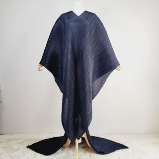 PLEATS PLEASE ISSEY MIYAKE - プリーツプリーズ　イッセイミヤケ　マダム　T　ロングワンピース　ストール　変形