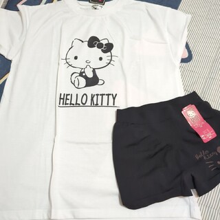 HELLO KITTY 半袖シャツとショーツセット　新品未使用(Tシャツ(半袖/袖なし))
