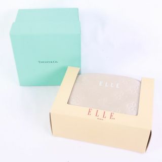 TIFFANY&Co.　ティファニー　空箱　1つ　ELLE PARIS エル パリ　ポーチ　ゴールド　1つ　合計2点セット(ポーチ)