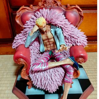 ONE PIECE - ドフラミンゴフィギュア