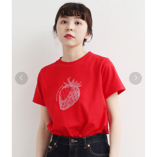 チャイルドウーマン(CHILD WOMAN)のchild woman いちご 刺繍Ｔシャツ　赤　レッド　F(Tシャツ/カットソー(半袖/袖なし))