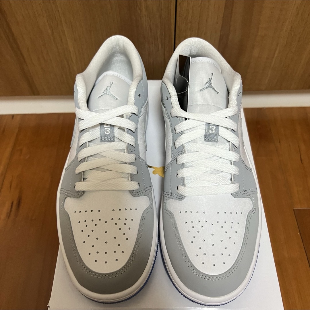 NIKE - AIR JORDAN 1 LOW エアジョーダン ウルフグレー 26cm の NIKE - AIR JORDAN 1 LOW エアジョーダン ウルフグレー 26cm の