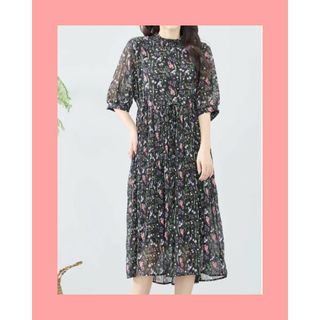 ♥♣新品未使用！ピンクの花柄ギャザーワンピース(ロングワンピース/マキシワンピース)