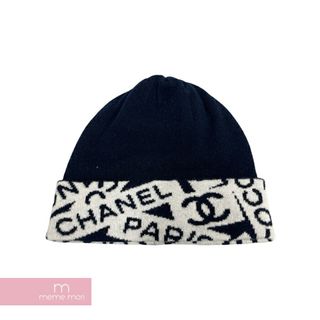 シャネル(CHANEL)のCHANEL 2024SS Cashmere Knit Beanie シャネル カシミヤニットビーニー ニットキャップ ニット帽 帽子 ロゴ 総柄 ネイビー×ホワイト【240528】【新古品】【me04】(ニット帽/ビーニー)