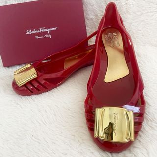 サルヴァトーレフェラガモ(Salvatore Ferragamo)のフェラガモ　ラバーシューズ　レインシューズ　バルミューダ　ゴールド　ヴァラ(バレエシューズ)