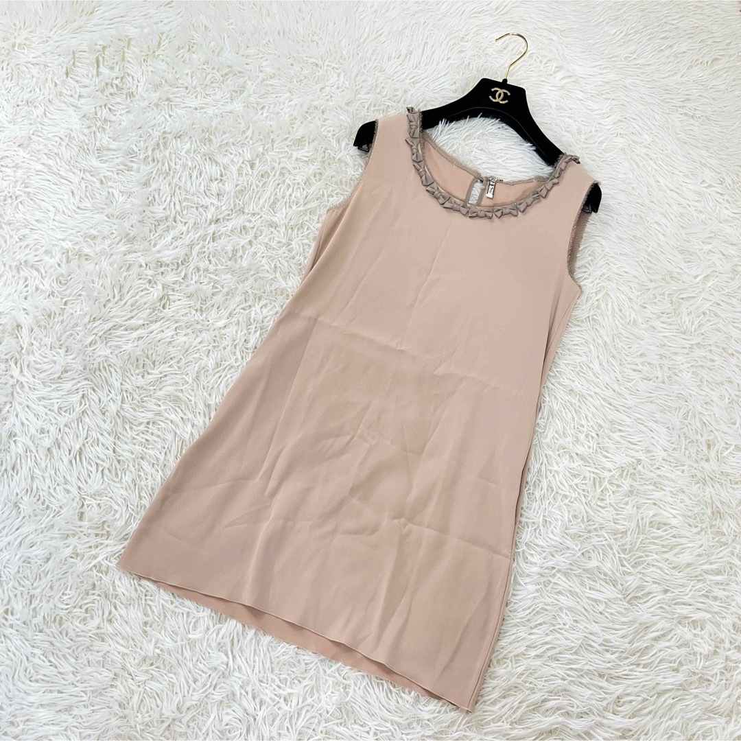 美品】DAISYLIN for FOXEY 黒襟 ワンピース 40 フォクシー 美品】DAISYLIN for FOXEY 黒襟 ワンピース 40 フォクシー