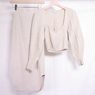 ユニクロ(UNIQLO)のUNIQLO　ユニクロ　マメクロゴウチ　コラボニット　トップス　スカート　リブニット　ベージュ　Ｍ(セット/コーデ)