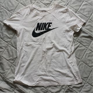 NIKE - ナイキ　Tシャツ