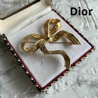 クリスチャンディオール(Christian Dior)の箱付き　クリスチャンディオール　リボンデザイン　CDロゴ　ブローチ　ゴールド(ブローチ/コサージュ)