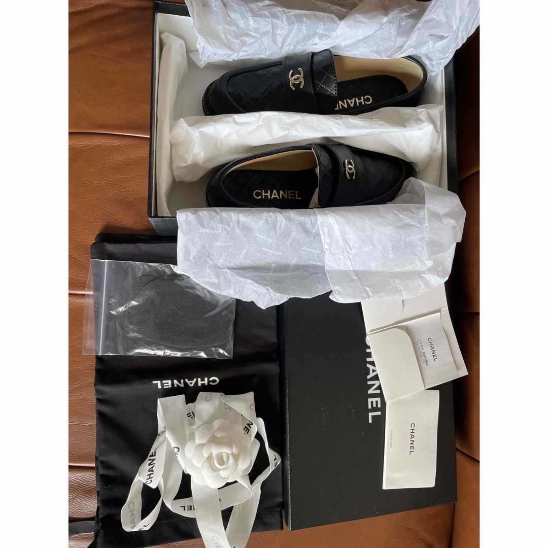 CHANEL - 極美品 CHANEL ローファーの通販 by syys|シャネル CHANEL - 極美品 CHANEL ローファーの通販 by syys|シャネル