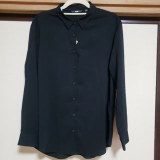 ユニクロ(UNIQLO)の新品✧UNIQLO レーヨンブラウス  Lサイズ(シャツ/ブラウス(長袖/七分))