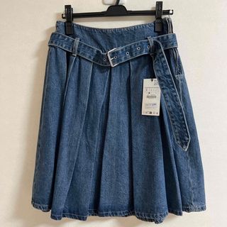 ザラ(ZARA)のZARA TRF デニムボックスプリーツスカート(ひざ丈スカート)