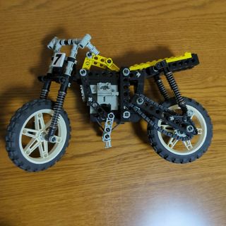 レゴ(Lego)のLEGO Technic 8823 　オフロードバイク完成ジャンク品(模型/プラモデル)