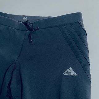 adidas アディダス　ランニング　サイクリング　後ろファスナー付きポケット有(ハーフパンツ)