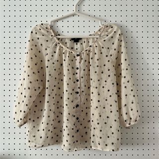 エイチアンドエム(H&M)の【美品】H&M シースルーブラウス　ベージュ×黒水玉柄　七分袖(シャツ/ブラウス(長袖/七分))