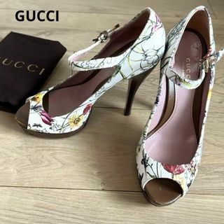 グッチ(Gucci)のグッチ　ジョジョコラボ　フローラ　アンクルストラップ　オープントゥ　パンプス(ハイヒール/パンプス)